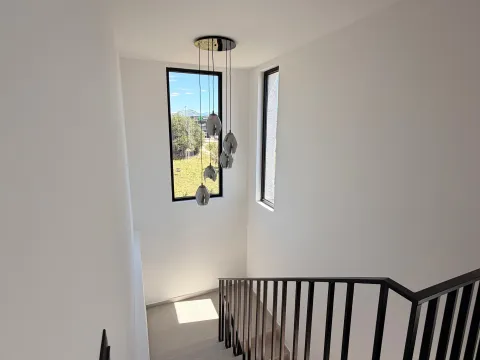 Rent, house, 225m², Gornja Gorica, Podgorica - image 4