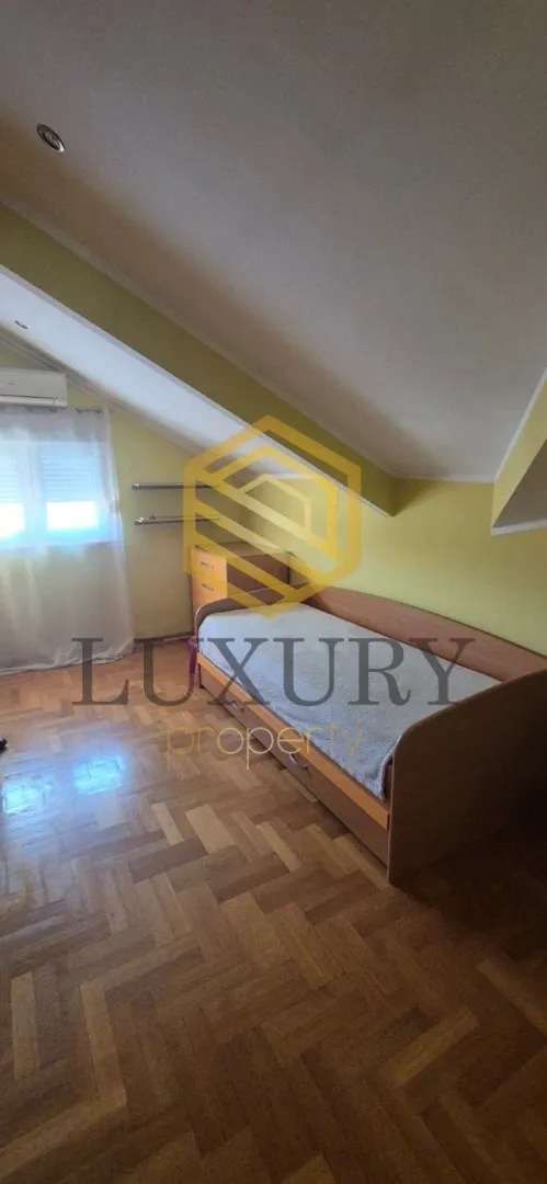 Rent, three bedroom apartment, 120m², Zagorič, Podgorica
