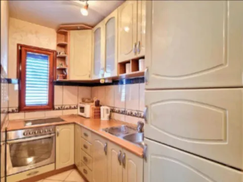 Rent, apartment, 66m², Rozino, Budva - image 8