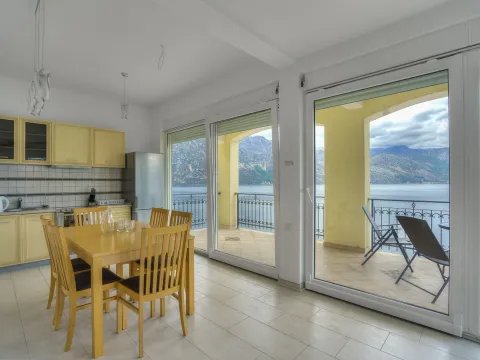 Sale, house, 358m², Kostanjica, Kotor - image 16
