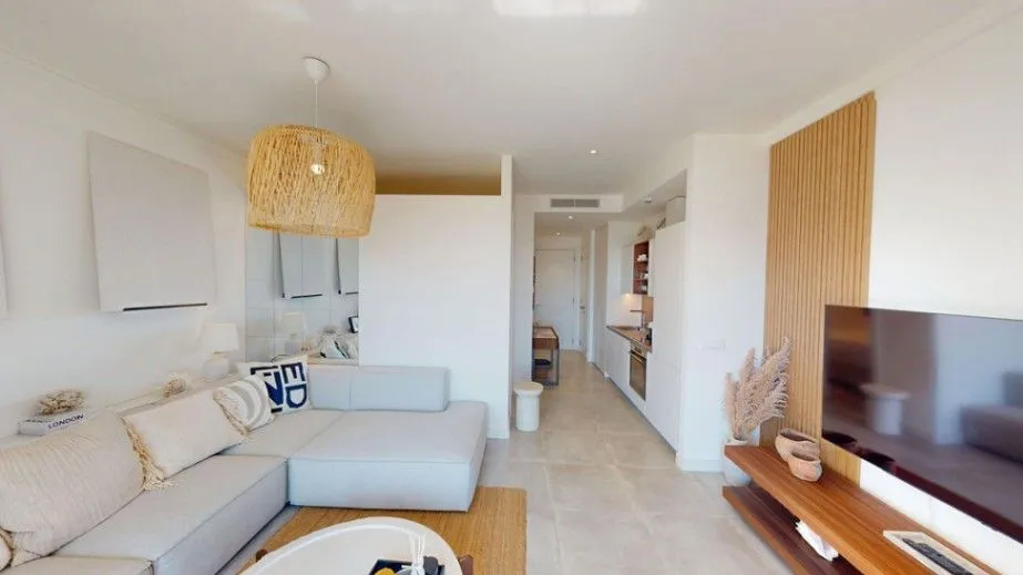 Izdavanje, jednosoban stan, 37m², Luštica Bay, Tivat