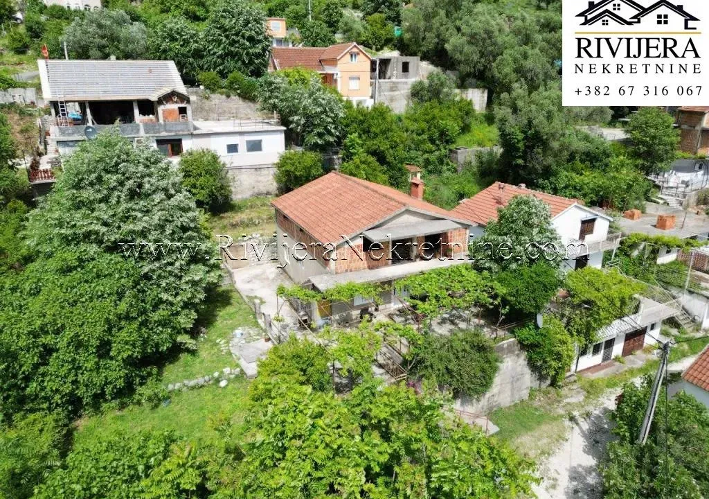 Prodaja, kuća, 180m², Risan, Kotor