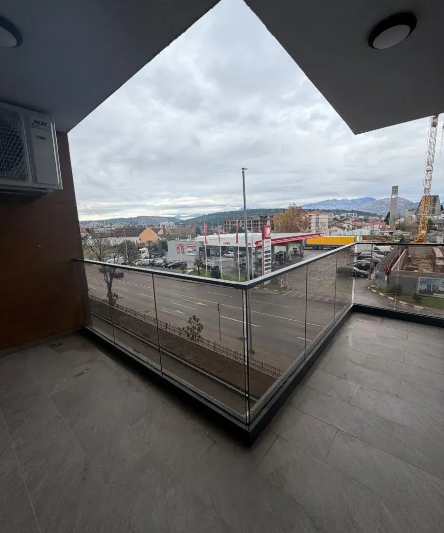 Rent, three bedroom apartment, 83m², Stari Aerodrom, Podgorica