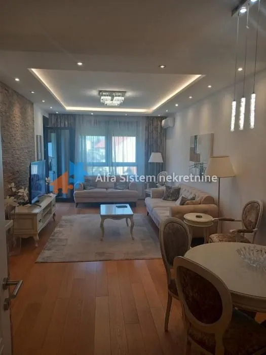 Rent, four bedroom apartment, 95m², Voždovac Sve Podlokacije, Beograd