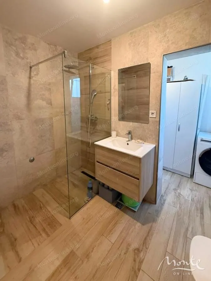 Prodaja, dvosoban stan, 64m², Seljanovo, Tivat