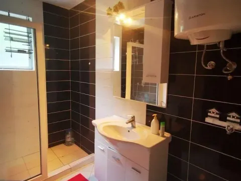 Prodaja, kuća, 304m², Ljuta, Kotor - image 13