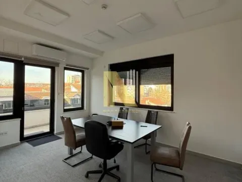 Izdavanje, poslovni prostor, 584m², Centar, Novi Sad - image 15