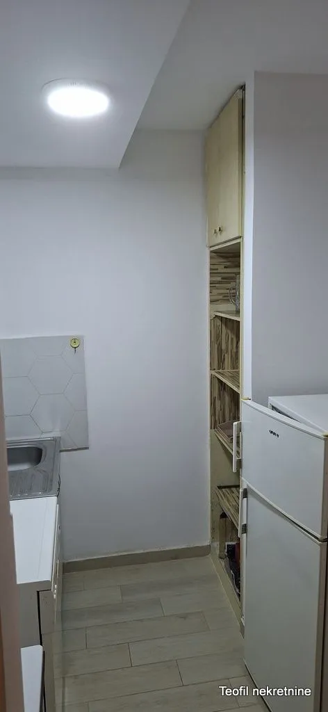 Izdavanje, jednosoban stan, 37m², Bezanijska Kosa 2, Bežanijska Kosa Sve Podlokacije