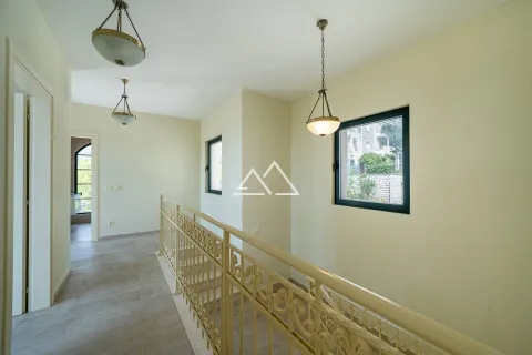 Prodaja, kuća, 240m², Donja Lastva, Tivat - image 21