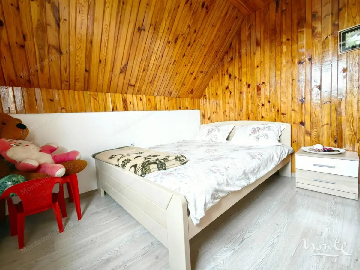 Prodaja, kuća, 130m², Žabljak, Crna Gora