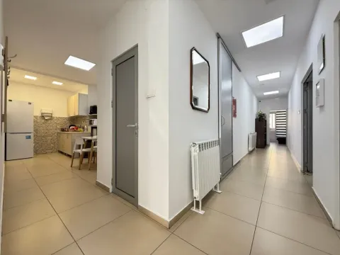 Sale, office space, 148m², Đeram Pijaca, Beograd - image 7