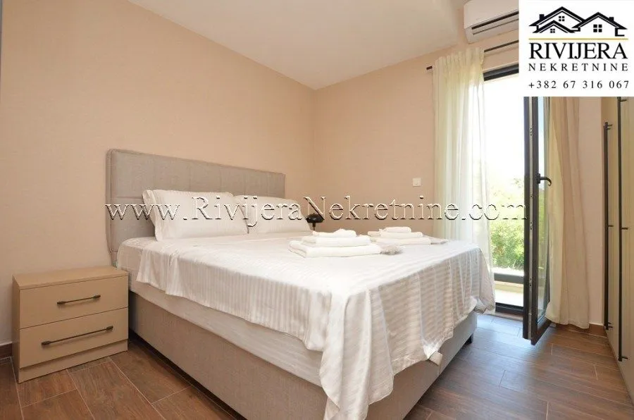 Prodaja, dvosoban stan, 61m², Njivice, Herceg Novi