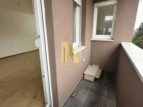 Prodaja, trosoban stan, 73m², Tatarsko brdo, Petrovaradin - image 11