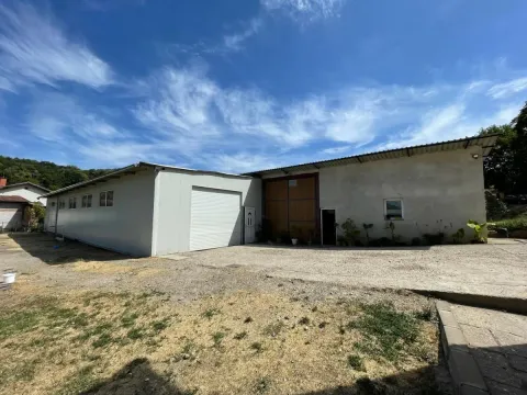 Rent, office space, 470m², Paragovo, Petrovaradin