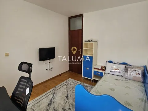 Rent, three bedroom apartment, 120m², Zabjelo, Podgorica - image 9