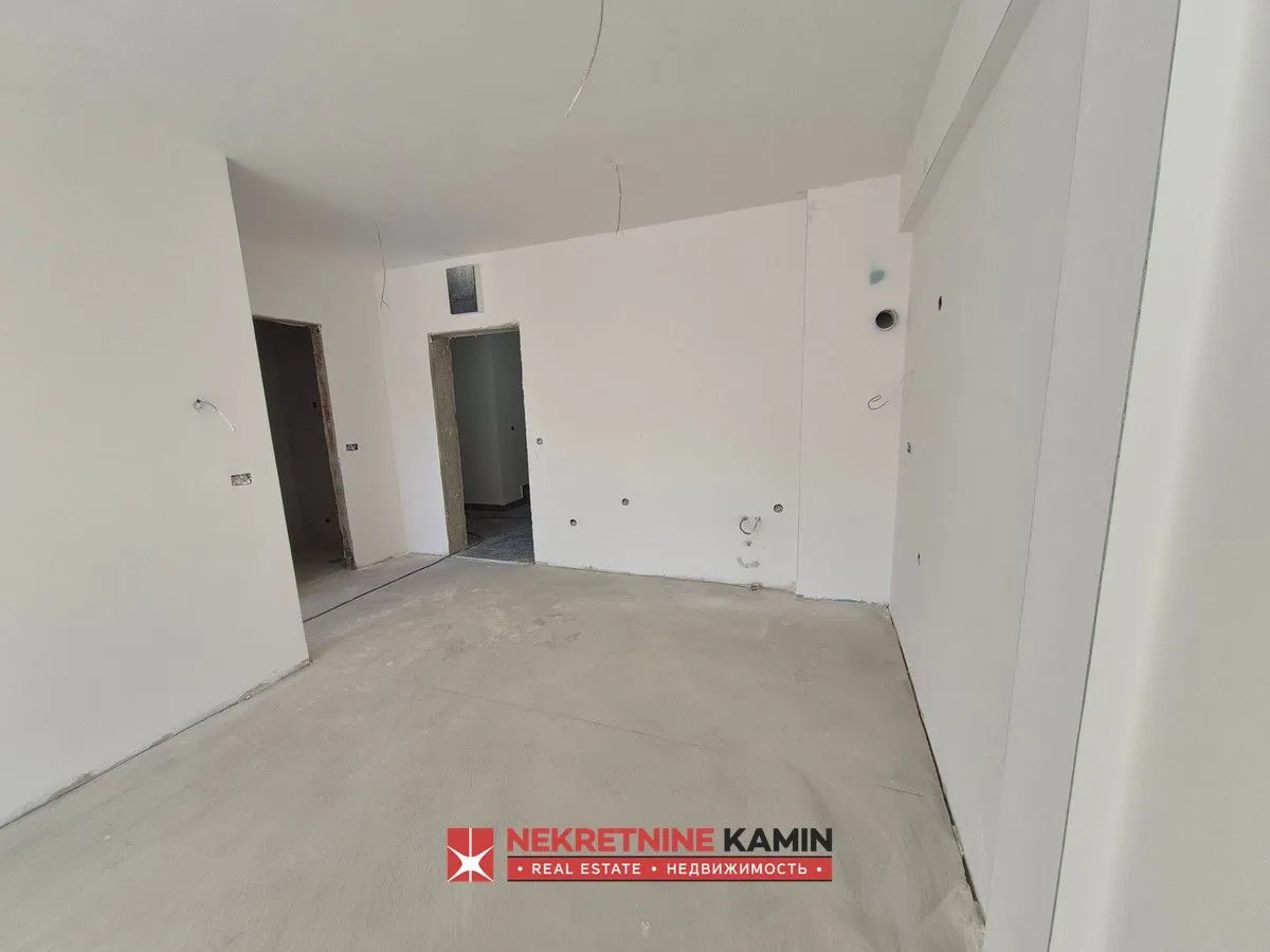 Prodaja, jednosoban stan, 42m², Podkošljun, Budva