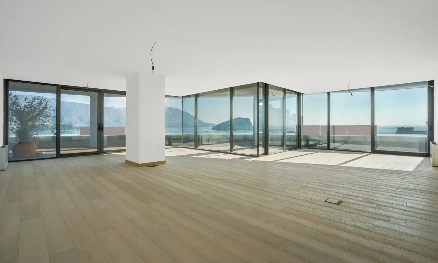 Sale, three bedroom apartment, 270m², Budva, Crna Gora