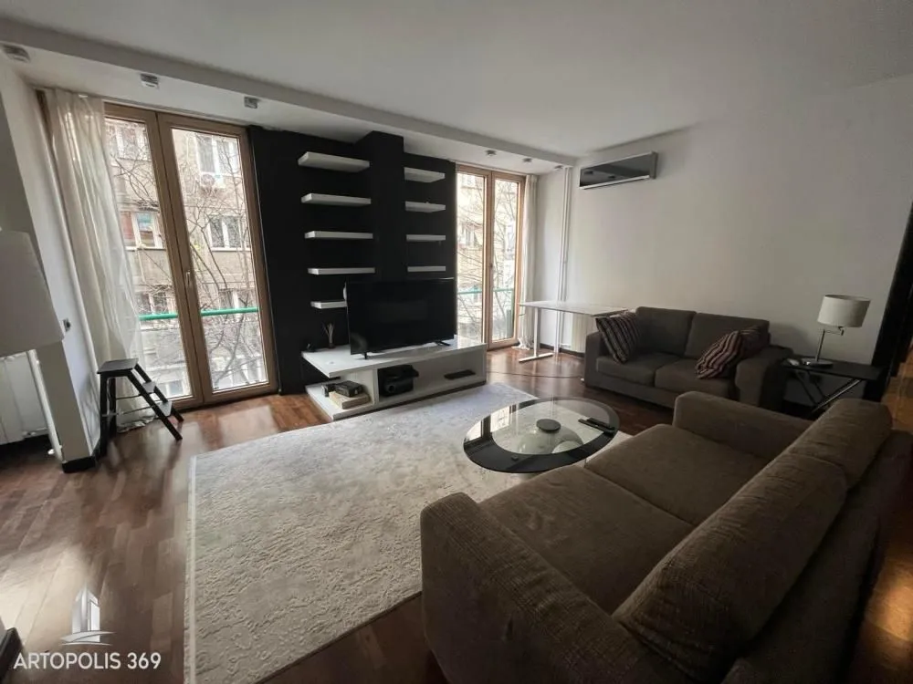 Rent, four bedroom apartment, 87m², Stari Grad, Beograd