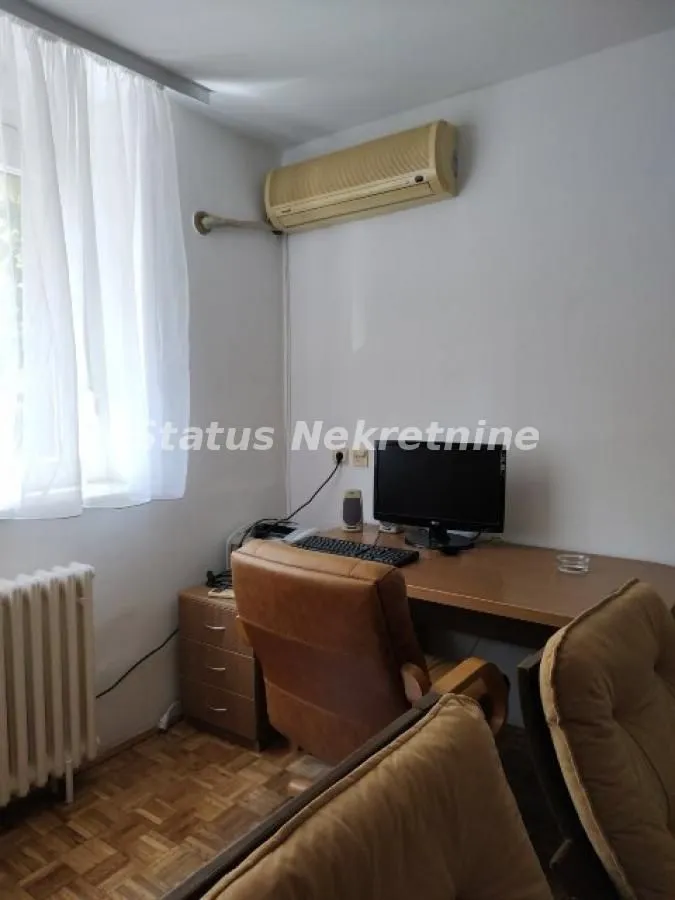Izdavanje, trosoban stan, 61m², Spens, Novi Sad Sve Podlokacije