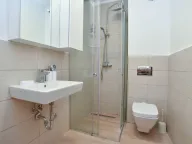 Izdavanje, garsonjera, 30m², Budva, Crna Gora - image 8
