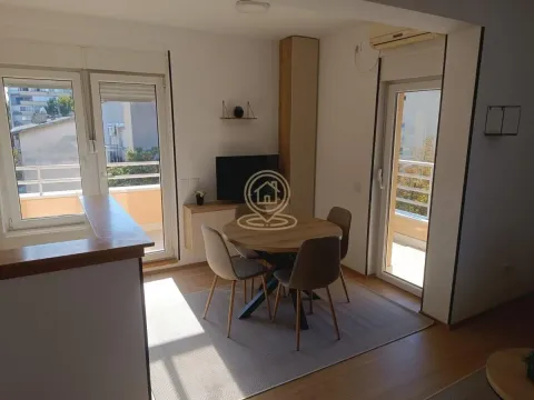 Izdavanje, garsonjera, 41m², Grbavica, Novi Sad Sve Podlokacije - image 6