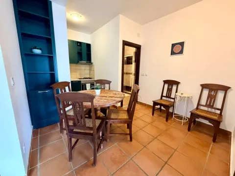 Sale, two bedroom apartment, 87m², Morinj, Kotor - image 8
