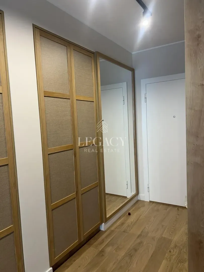 Izdavanje, trosoban stan, 70m², Novi Beograd Blok 65, Novi Beograd Sve Podlokacije