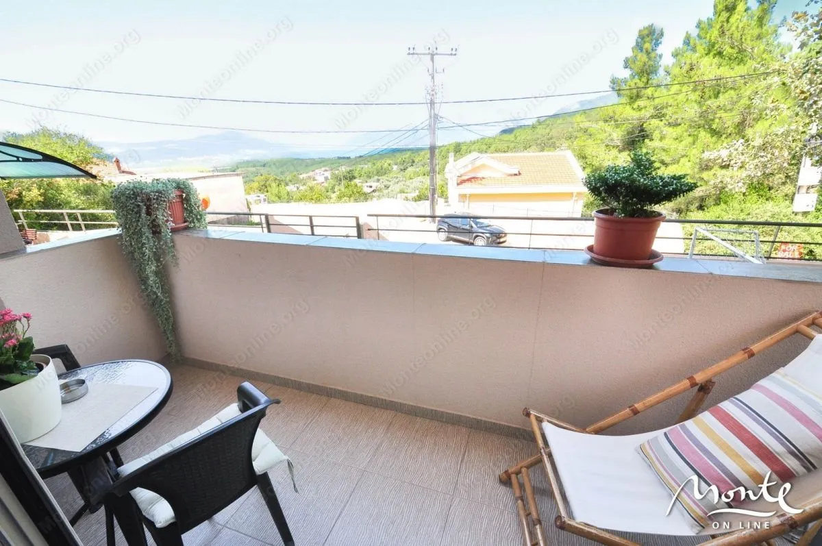 Prodaja, jednosoban stan, 50m², Tivat, Crna Gora