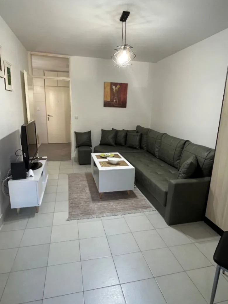 Stan-na-dan, garsonjera, 31m², Bar, Crna Gora