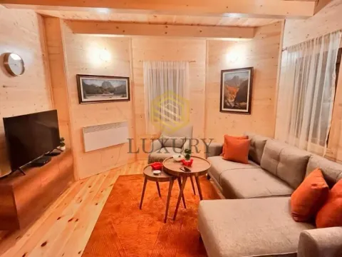 Izdavanje, kuća, 63m², Centar, Kolašin - image 14