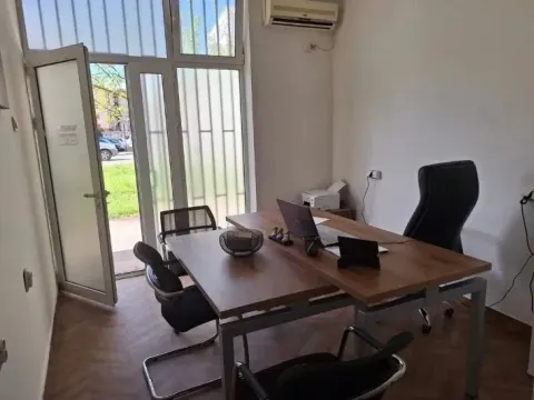 Rent, office space, 15m², Zabjelo, Podgorica - image 2