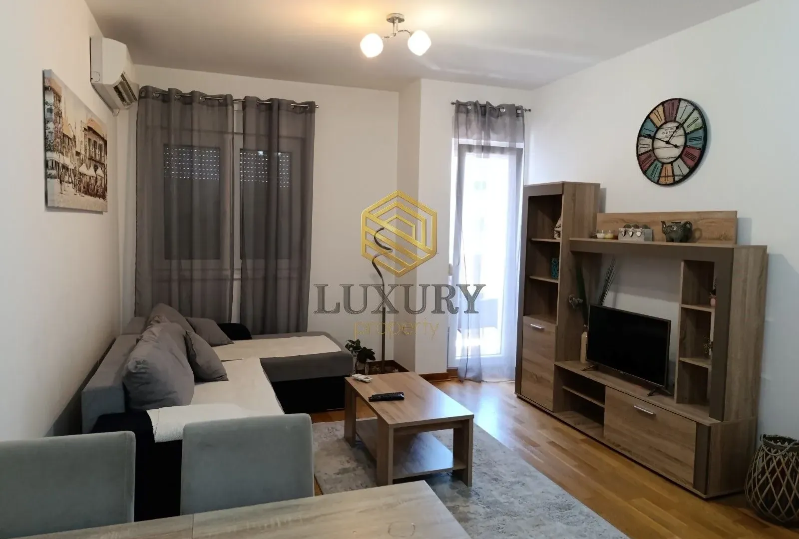 Rent, one bedroom apartment, 43m², City Kej, Podgorica