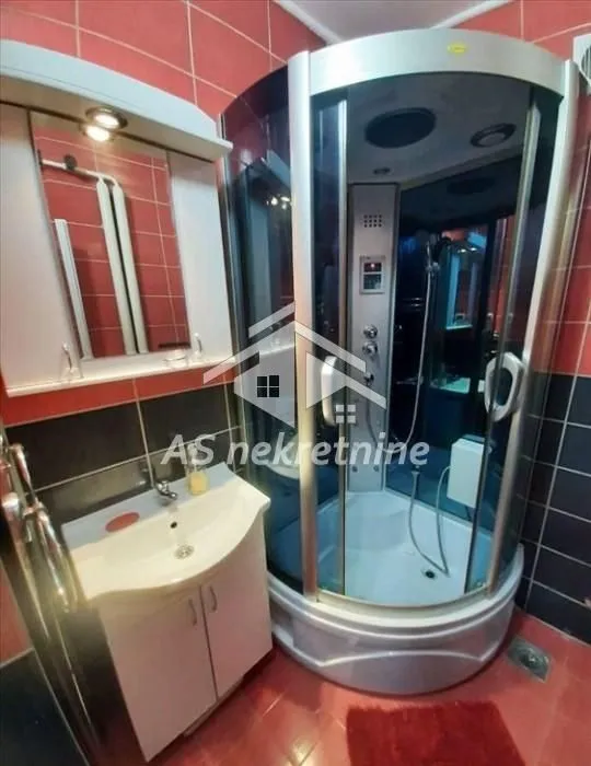 Rent, three bedroom apartment, 68m², Novi Beograd Sve Podlokacije, Beograd