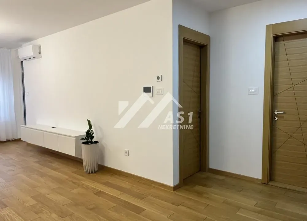 Rent, two bedroom apartment, 52m², Spens, Novi Sad Sve Podlokacije
