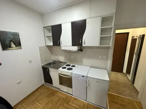Izdavanje, jednosoban stan, 38m², Lazi, Budva - image 7