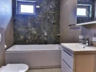 Izdavanje, trosoban stan, 115m², Pržno, Budva - image 9