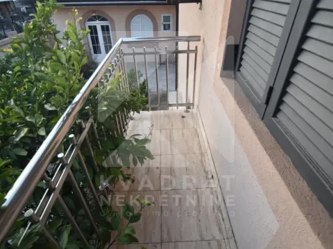 Rent, house, 128m², Stari Aerodrom, Podgorica - image 21