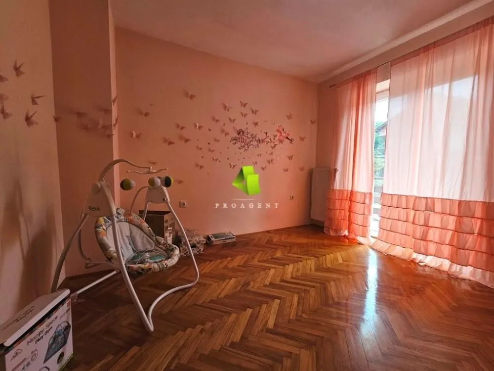 Prodaja, kuća, 273m², Palilula, Niš