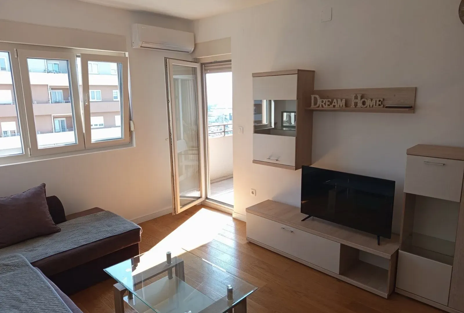Rent, one bedroom apartment, 49m², Central Point, Podgorica