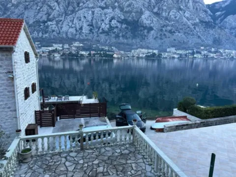 Prodaja, kuća, 316m², Muo, Kotor - image 5