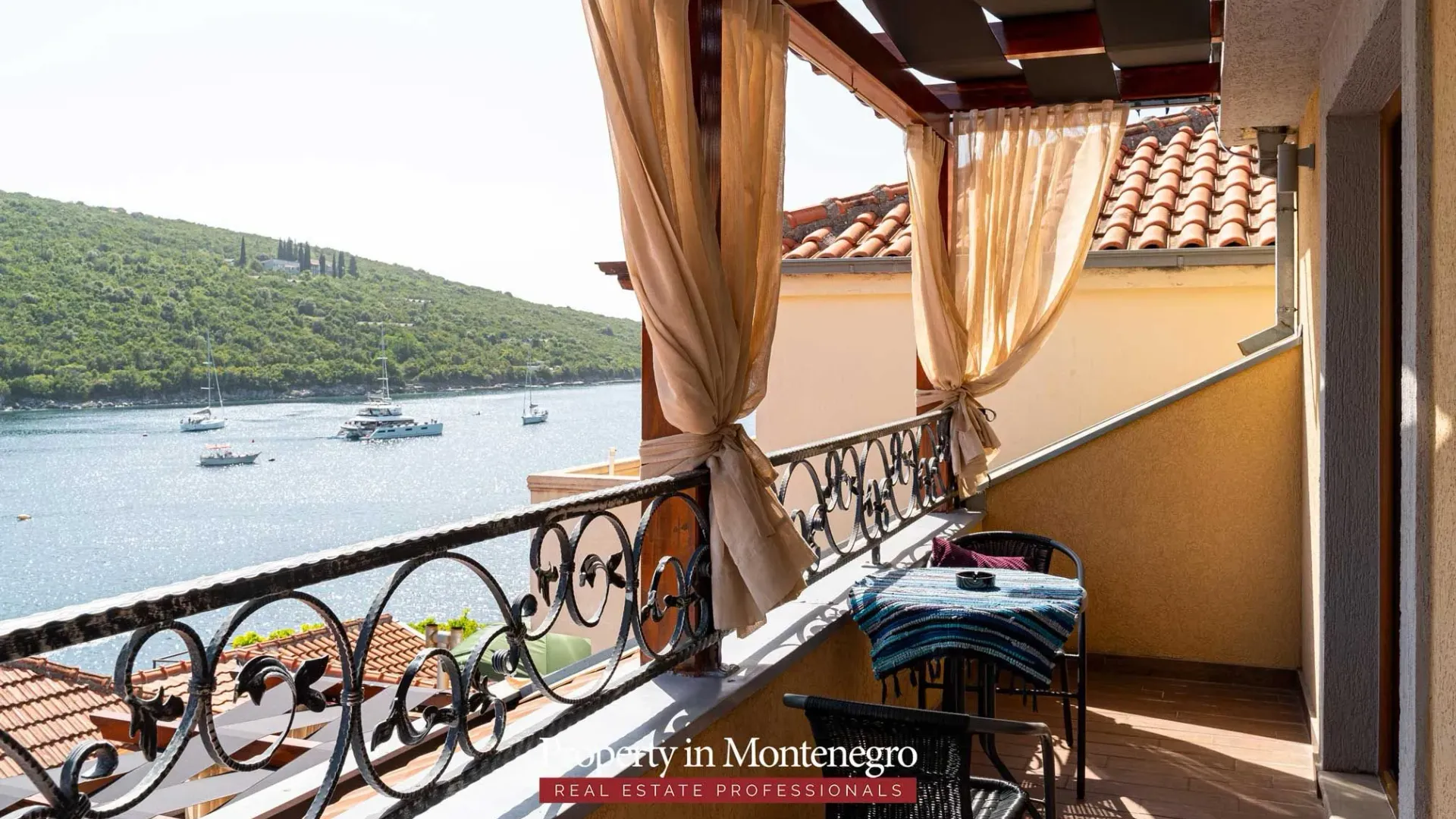 Sale, house, 266m², Kotor, Crna Gora
