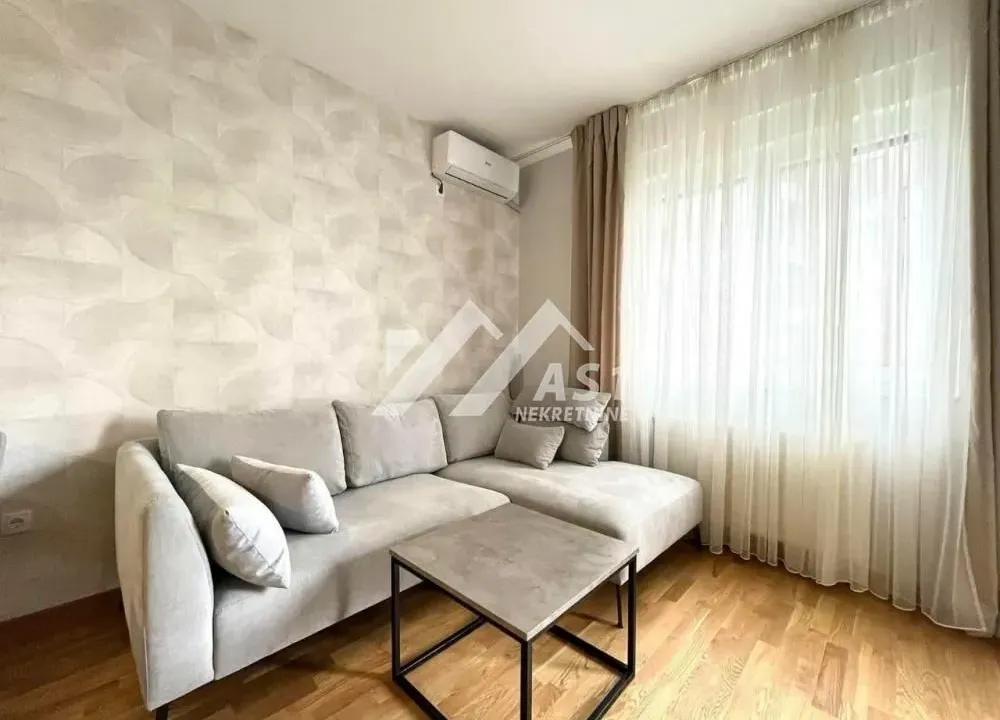 Rent, one bedroom apartment, 40m², Adamovićevo Naselje, Novi Sad Sve Podlokacije