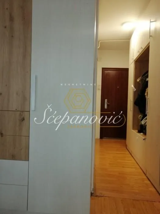 Prodaja, jednosoban stan, 39m², Banatić, Novi Sad Sve Podlokacije