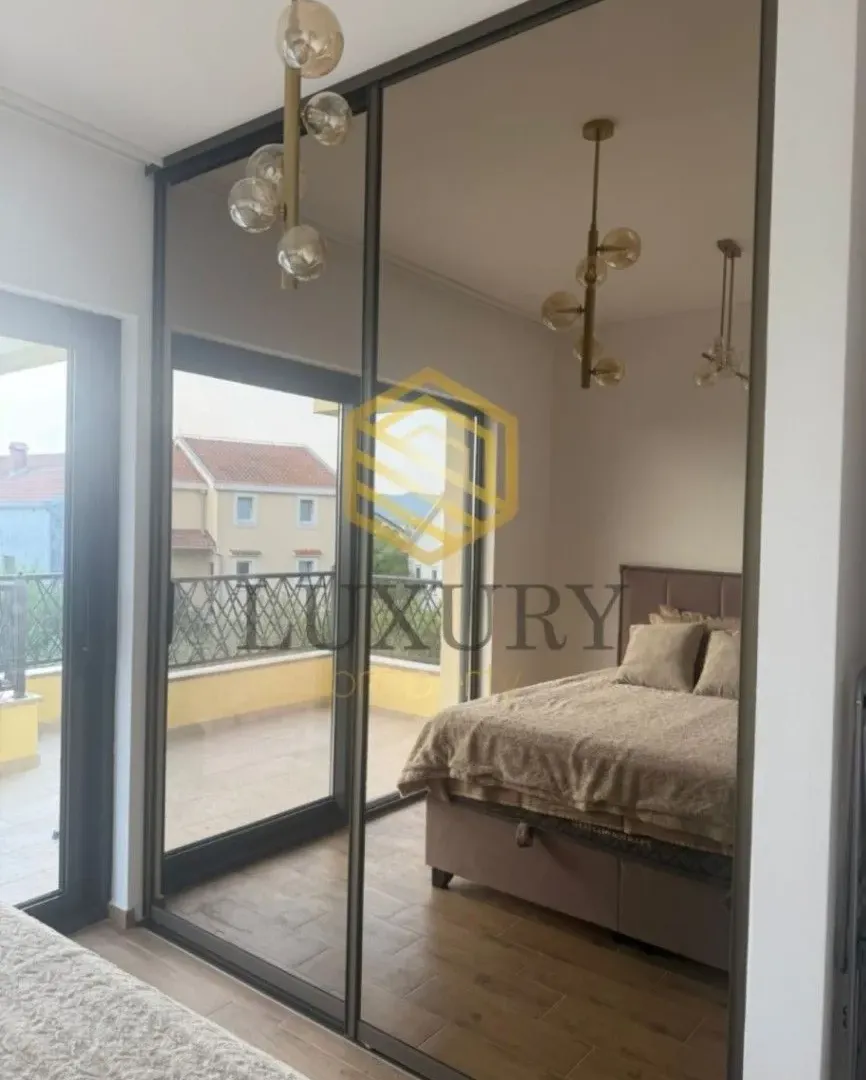 Rent, one bedroom apartment, 50m², Centar, Tivat