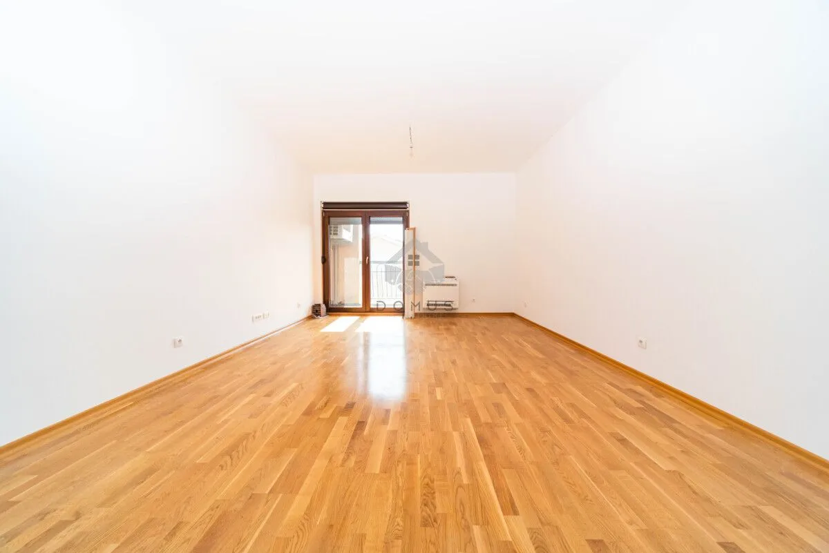 Prodaja, stan, 68m², Momišići, Podgorica