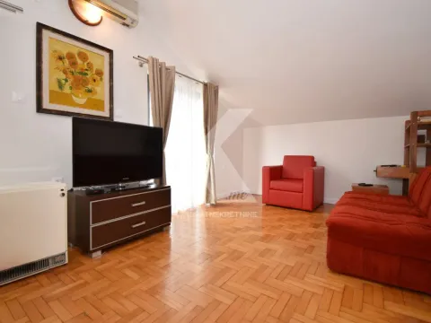 Rent, one bedroom apartment, 71m², Vezirov Most, Podgorica - image 3