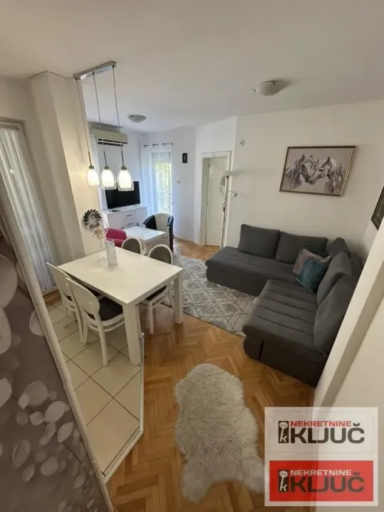 Prodaja, jednosoban stan, 36m², Novo naselje, Novi Sad