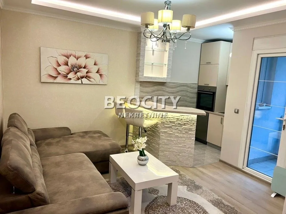Izdavanje, stan, 45m², Centar Sve Podlokacije, Beograd