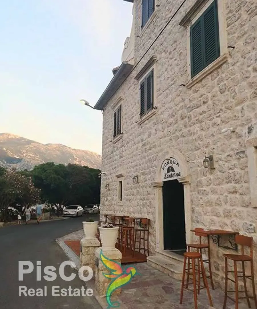 Prodaja, kuća, 325m², Kotor, Crna Gora