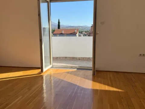 Rent, one bedroom apartment, 60m², Zagorič, Podgorica